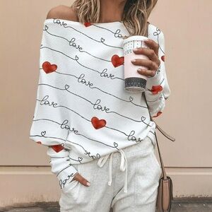 NWT CBR White Off-Shoulder Sweater with Red Hearts Women’s Size Small